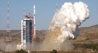 Çin internet test uydusu fırlattı