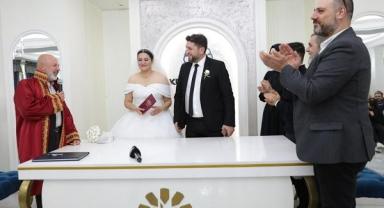 Çolakbayrakdar: Çiftler en mutlu evetini daha güzel ve modern bir salonda diyor