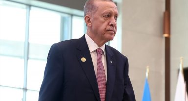 Cumhurbaşkanı Erdoğan'ın haftalık mesaisi sosyal medyadan paylaşıldı