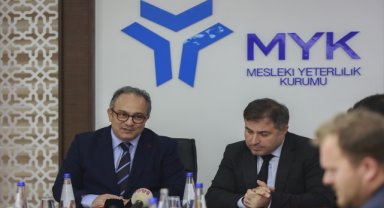 Dijital dönüşüm alanında 3 mesleğin daha standardının hazırlanması için çalışma başlatıldı