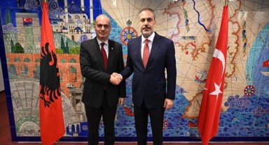 Dışişleri Bakanı Fidan, Arnavutluk ve Estonya dışişleri bakanlarıyla görüştü