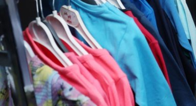 Ekimde fiyatı en fazla artan ürün "çocuk giyimi", en çok düşen ise "hava yolu ile yolcu taşımacılığı" oldu