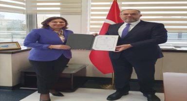 Ekonomik İşbirliği Teşkilatından Milli Savunma Üniversitesi Rektörü Afyoncu'ya ödül