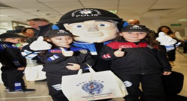 Eskişehir'de "Teknolojiyi Abartma Geleceğini Karartma" projesi tamamlandı