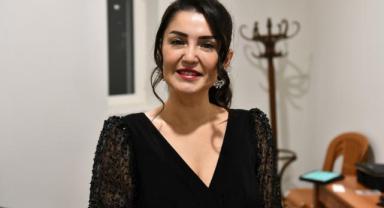 Esra Öztürk Atatürk'ün sevdiği türküleri seslendirdi