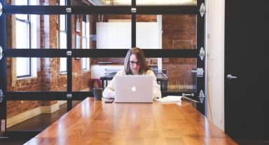 Fransa'da maaş eşitsizliği verileri "kadınların yıl sonuna kadar ücretsiz çalışacağını" gösterdi