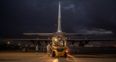 Gazze'ye sağlık personeli ve tıbbi malzeme taşıyan askeri uçak Kayseri'den havalandı