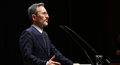 İletişim Başkanı Altun: Türkiye ve Yunanistan arasındaki meselelerin çözümü için yapıcı bir diyaloğa ihtiyaç var