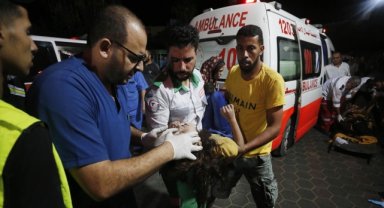 İsrail, Gazze'de BM'ye ait okula düzenlediği saldırıda 27 kişiyi öldürdü