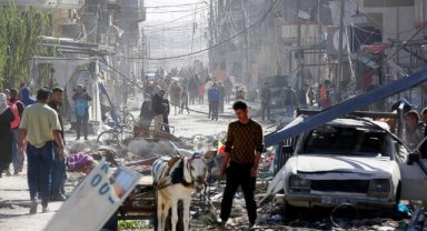 İsrail'in Gazze Şeridi'ne yönelik saldırıları insani araya rağmen devam ediyor