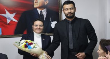 İYİ Parti Genel Başkan Yardımcısı Ayyüce Türkeş Taş, partisinin Yozgat İl Başkanlığını ziyaret etti