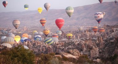 Kapadokya'yı 10 ayda 550 binden fazla turist gökyüzünden izledi