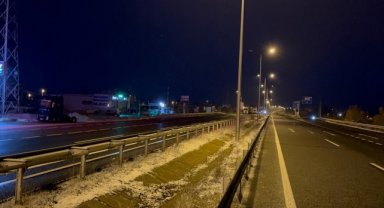 Kar nedeniyle kapanan D-100 kara yolu ulaşıma açıldı