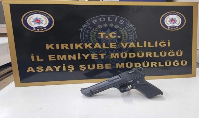 Kırıkkale'de çeşitli suçlardan aranan 2 şüpheli tutuklandı