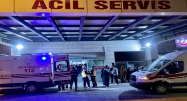 Kırşehir'deki trafik kazasında sürücü ve eşi ağır yaralandı