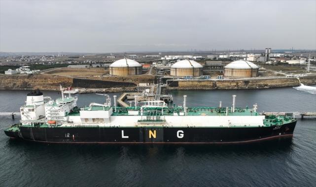 Marmara Ereğlisi LNG Terminali, Türkiye ve Balkanlar'a enerji arzı için yoğun mesai yapıyor