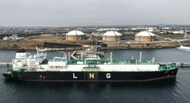 Marmara Ereğlisi LNG Terminali, Türkiye ve Balkanlar'a enerji arzı için yoğun mesai yapıyor