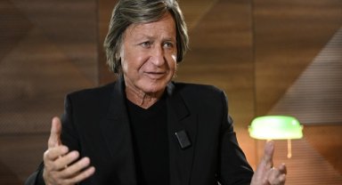 Mohamed Hadid: Gazze'de gördüklerim beni derinden etkiledi ve annemin yaşadığı zorlukları hissettirdi