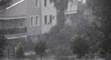 Muğla ve Aydın kıyıları için gök gürültülü ve kuvvetli sağanak uyarısı