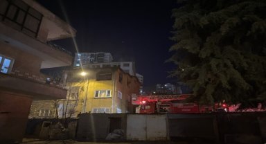 Niğde'de apartmanda çıkan yangında bir kişi dumandan etkilendi