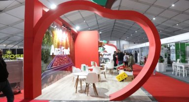 Niğde'de "Uluslararası Elma Fuarı" açıldı