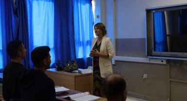 Öğretmenlik hayaline 44 yaşında kavuştu