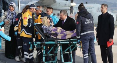 Sağlık Bakanı Koca: Gazze sınır kapısından başta çocuklar olmak üzere hastaların Türkiye'ye gelebilmesi için çalışıyoruz