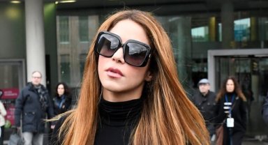 Şarkıcı Shakira, İspanya'da hakkındaki vergi kaçırma suçlamasını kabul etti