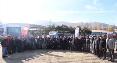 Sivas'ta 112 üreticiye 87 ton arpa tohumu hibe edildi