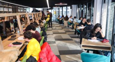 Talas'ta 'Uyumayan Kütüphane' 500 bin'i geçti