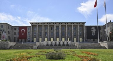 TBMM'de istihdam edilecek 250 personel, noter huzurunda kura çekimiyle belirlenecek