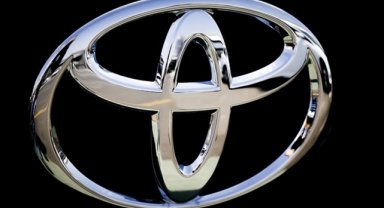 Toyota, park freni ve ön cam arızaları nedeniyle 580 bini aşkın aracını geri çağırdı