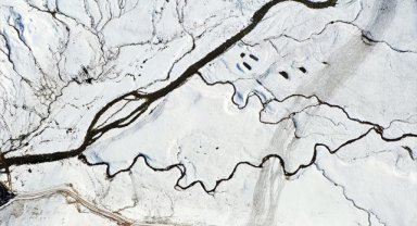 Trabzon'un yüksek kesimlerinde kar etkili oldu