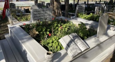 Türkiye şehit öğretmenlerini unutmuyor