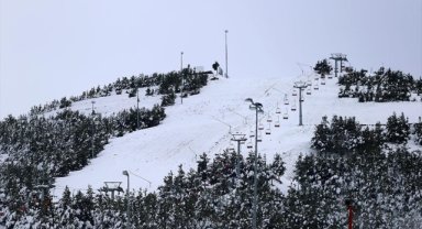 Türkiye'de kayak heyecanı bu sezon da en erken Palandöken'de başlayacak