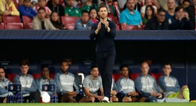 Xabi Alonso saha kenarında da parlıyor