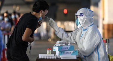 Yunanistan'da Kovid-19 kaynaklı ölüm oranında artış