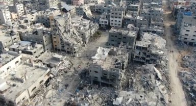 AA, İsrail saldırıları nedeniyle Gazze'nin Beyt Lahiya Mahallesi'nde oluşan yıkımı havadan görüntüledi