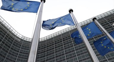 AB Ukrayna konusunda Macaristan'ı ikna etmeye çalışıyor