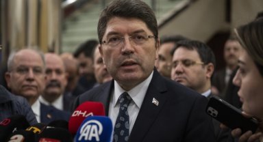 Adalet Bakanı Tunç: Yurdun değişik yerlerinde köpeklerin parçaladığı insanların olmaması lazım