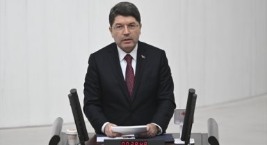 Adalet Bakanı Yılmaz Tunç: Yeni dönemde yeni bir anayasa yapmak milletimize borcumuzdur