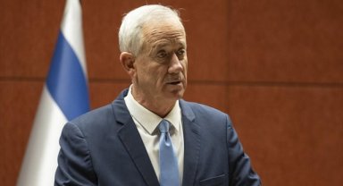 Anket: İsraillilerin yarısı eski Savunma Bakanı Gantz'ın başbakan olmasını destekliyor
