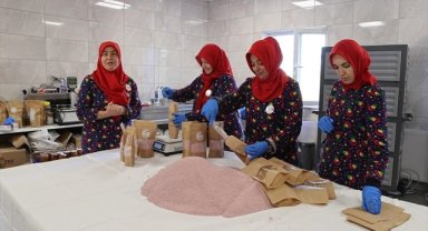 AOÇ, kadın kooperatiflerinin ürünlerini tüketiciyle buluşturuyor