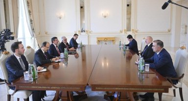 Azerbaycan Cumhurbaşkanı Aliyev, Cumhurbaşkanı Yardımcısı Yılmaz'ı kabul etti