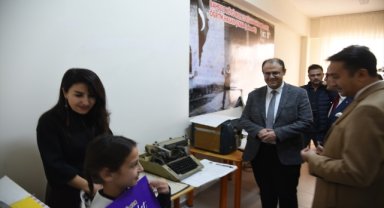 Bahşılı'da "Yazarlık Mektebi Atölyesi" açıldı