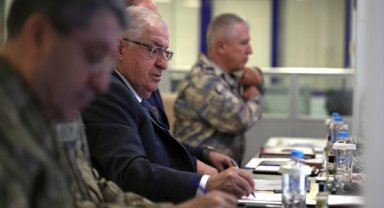 Bakan Güler, 29 hedefin imha edildiği hava harekatlarını sevk ve idare etti