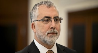 Bakan Işıkhan: 5 bin lira en kısa süre içinde emeklilerimizin banka hesaplarına yatırılacaktır