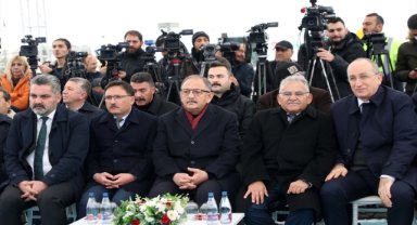 Bakan Özhaseki, Kayseri'de kentsel dönüşüm projesi temel atma töreninde konuştu