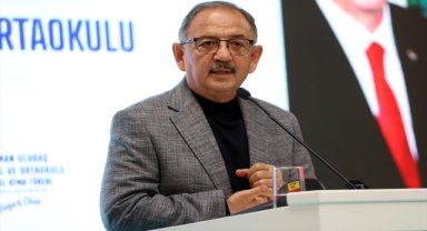 Bakan Özhaseki, Kayseri'de kütüphane ve spor salonu açılış töreninde konuştu: