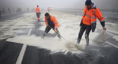 Bakan Uraloğlu, zincirleme kazanın yaşandığı Kuzey Marmara Otoyolu'nu kullanacak sürücüleri uyardı